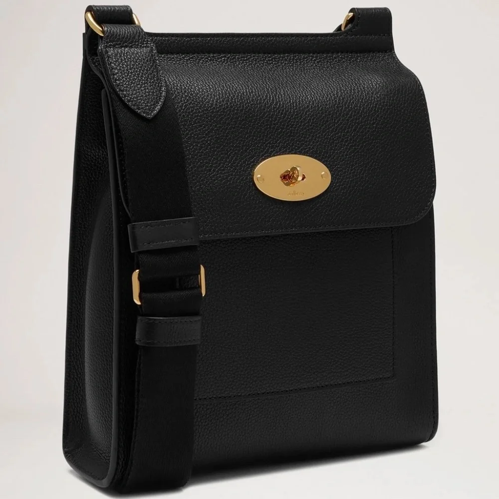 Mulberry 'Anthony' Small Classic Grain Black Messenger Bag  - MSRP $750 - BNIB